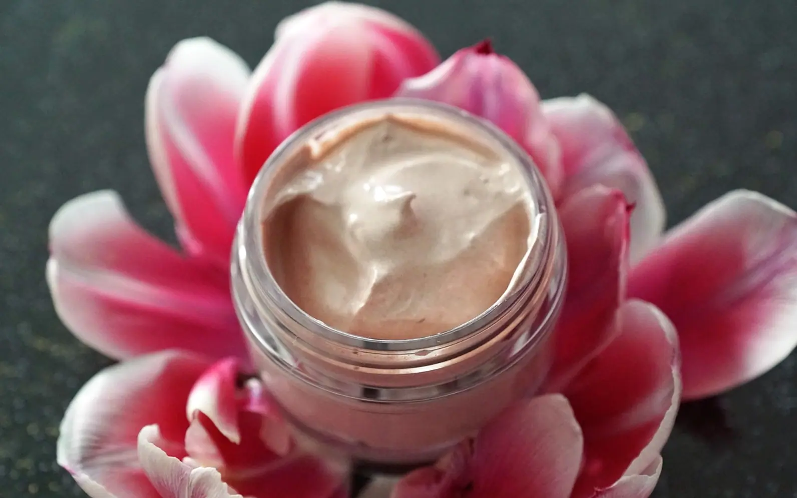Flower, perfume and love